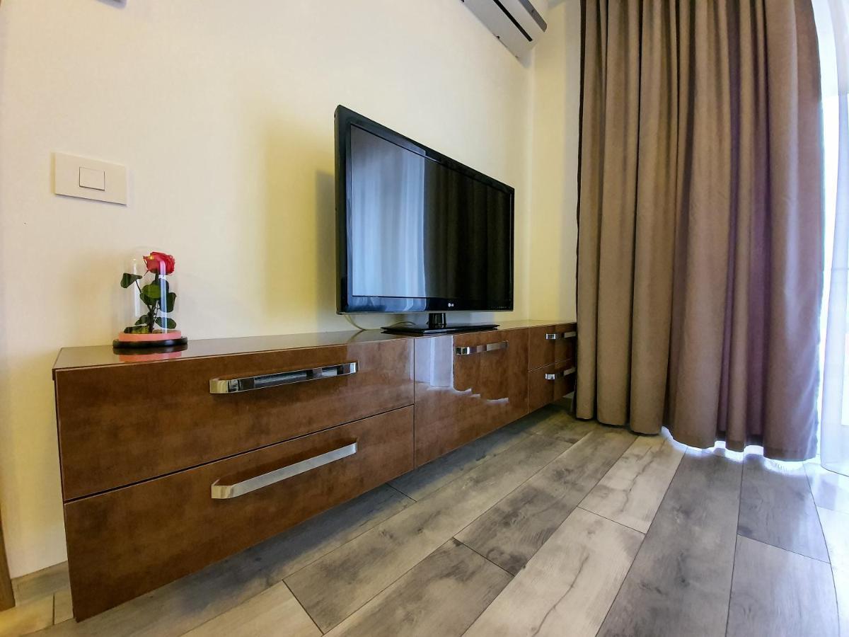 Central.Deluxe.Apartament.Oradea Exterior foto